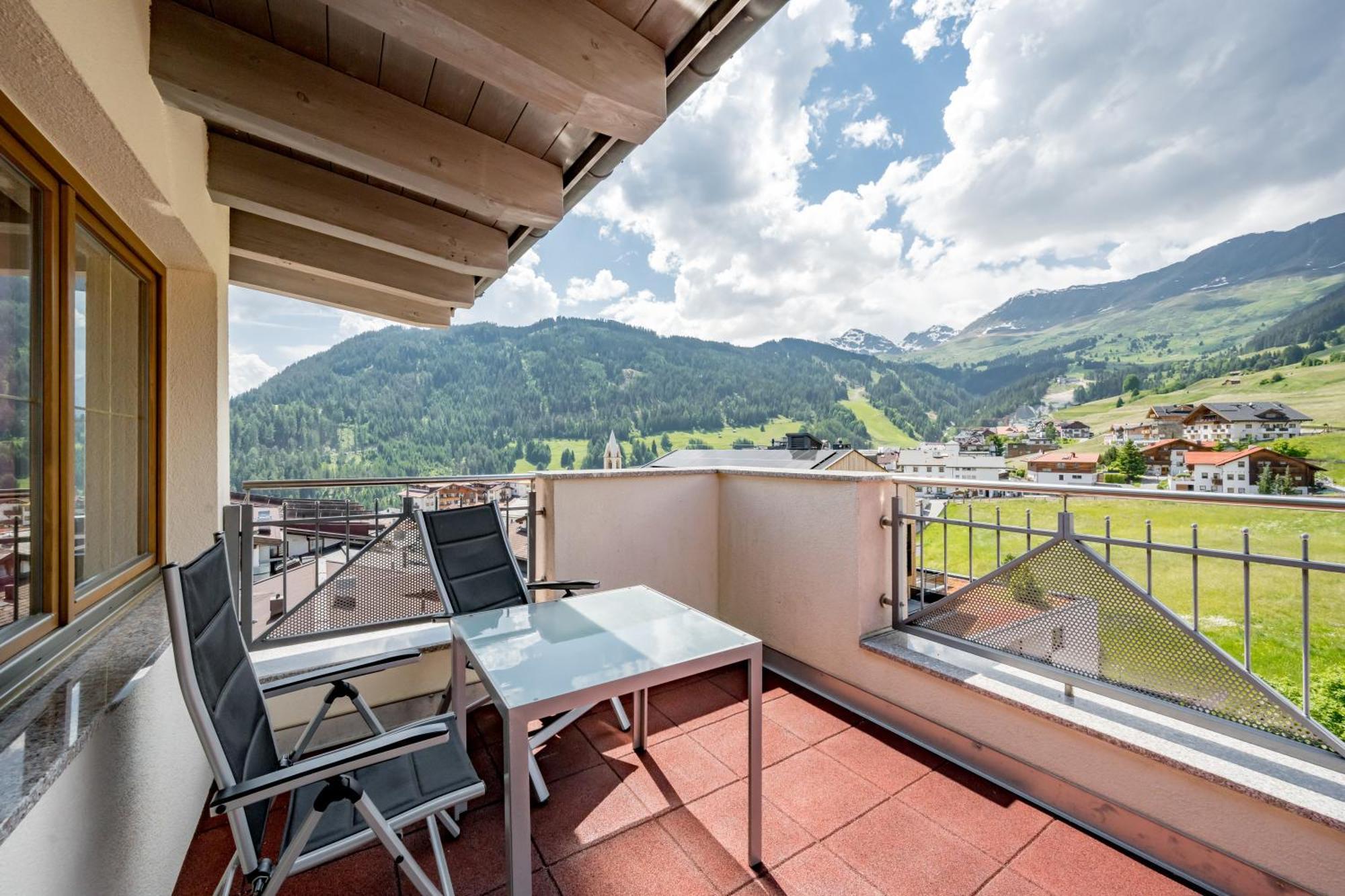 Platoell Homes Serfaus Exterior photo